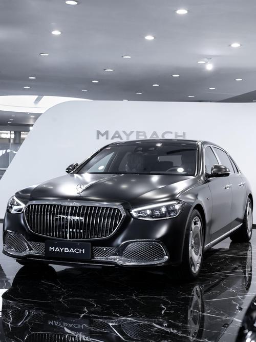 佛山302岚图汽车的售后服务让用户无忧出行，迈巴赫未来的豪华车趋势